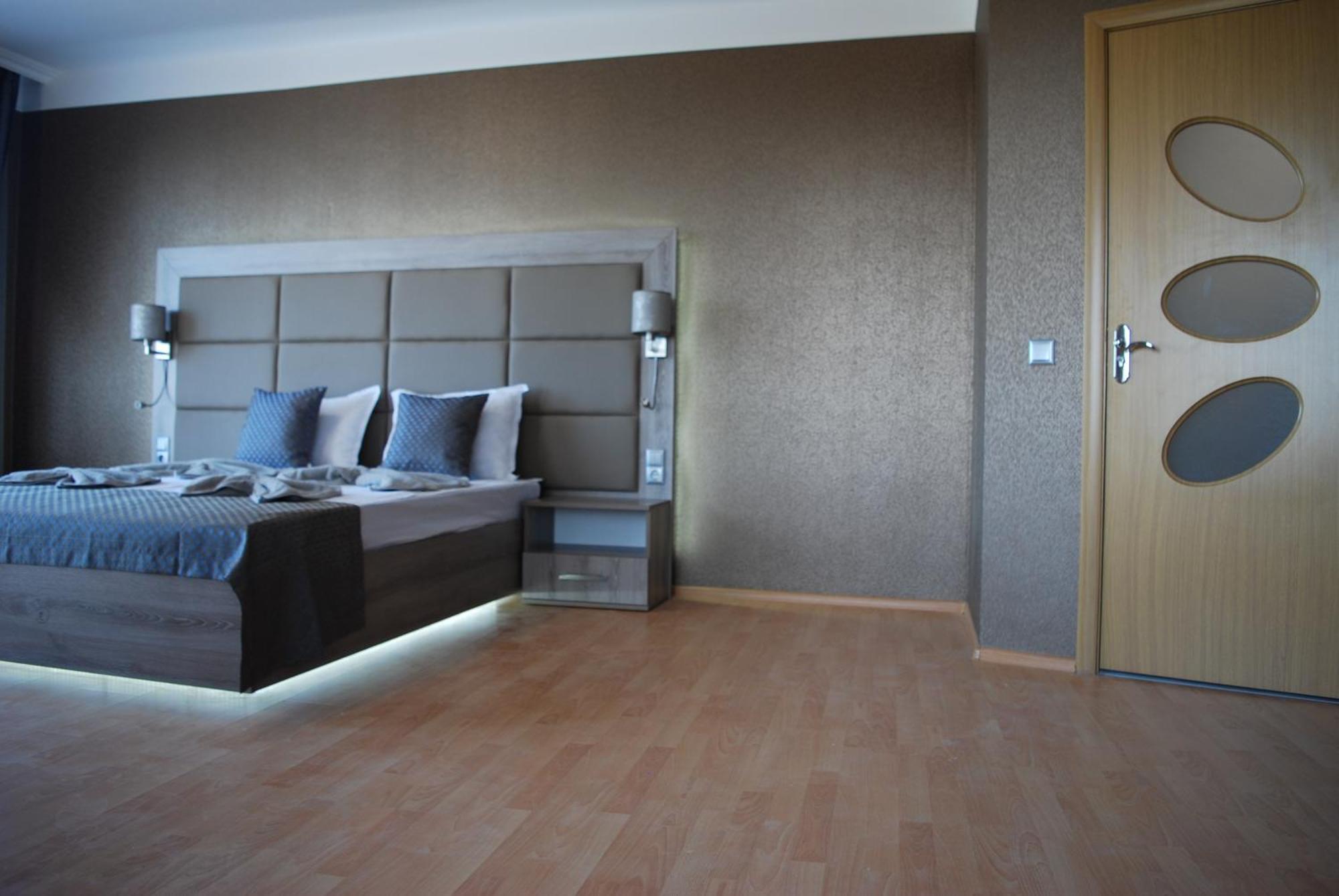 дюн палас Apartment Pomorie